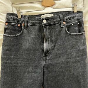 Abercombie ankle straight jeans 29